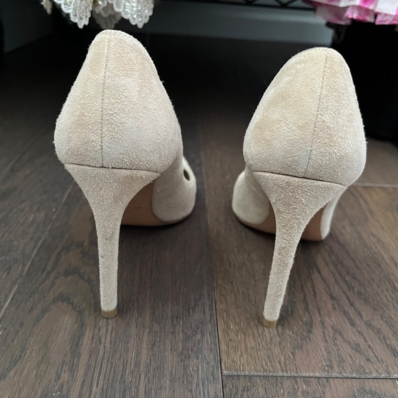 Stuart Weitzman Pumps - Beige Color Size 7 - Picture 4 of 5